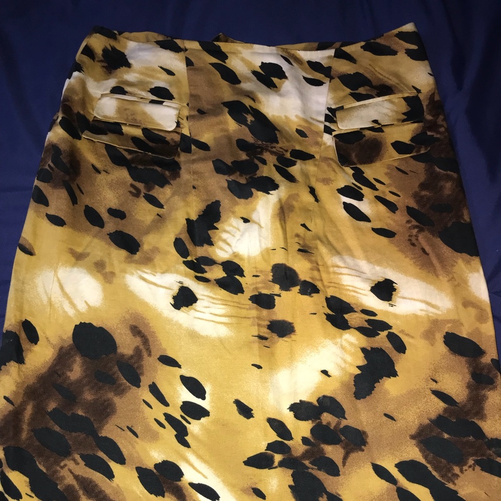 Multi colored knee length skirt